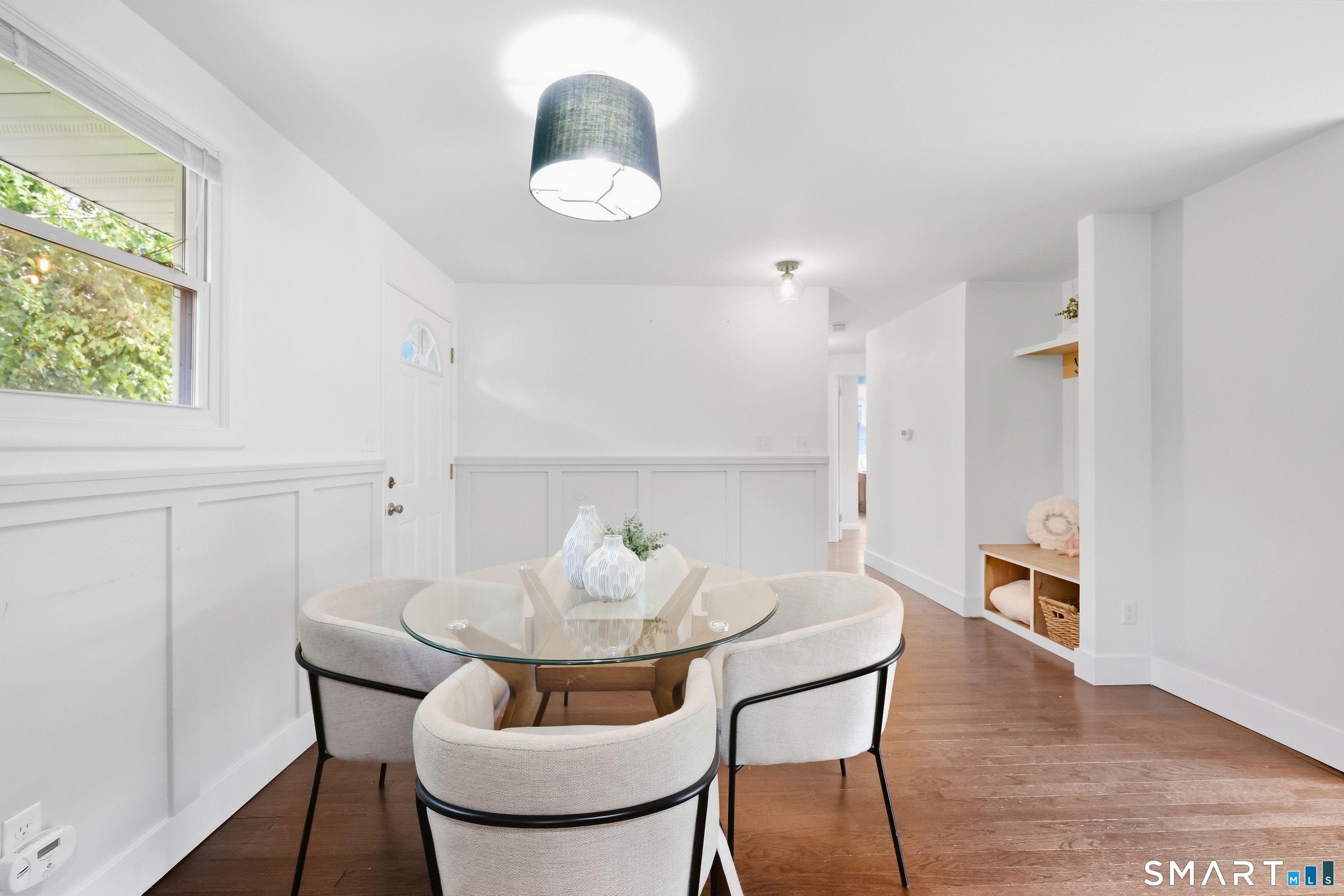81 Elm Street Simsbury CT 06081
