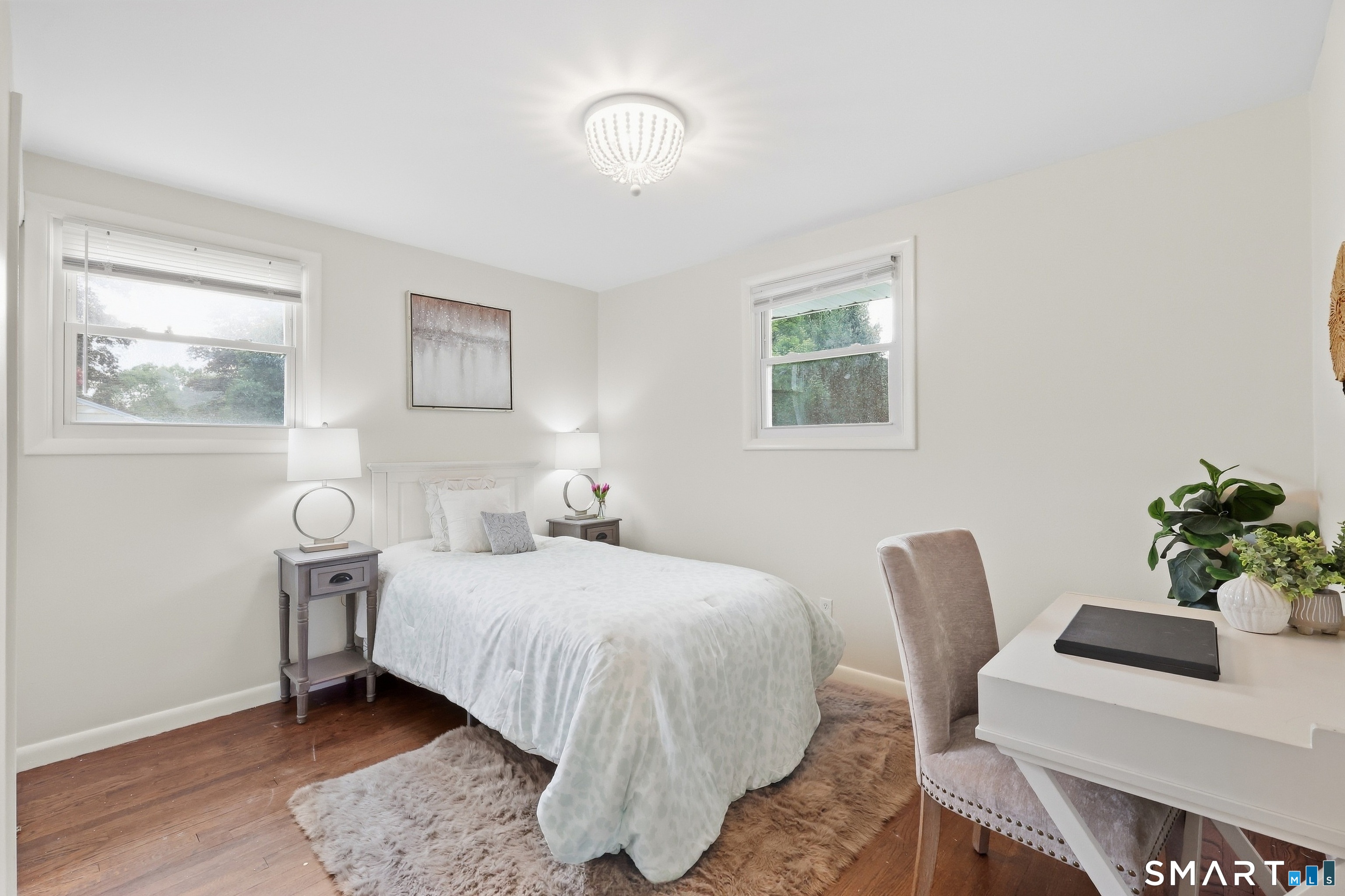 81 Elm Street Simsbury CT 06081