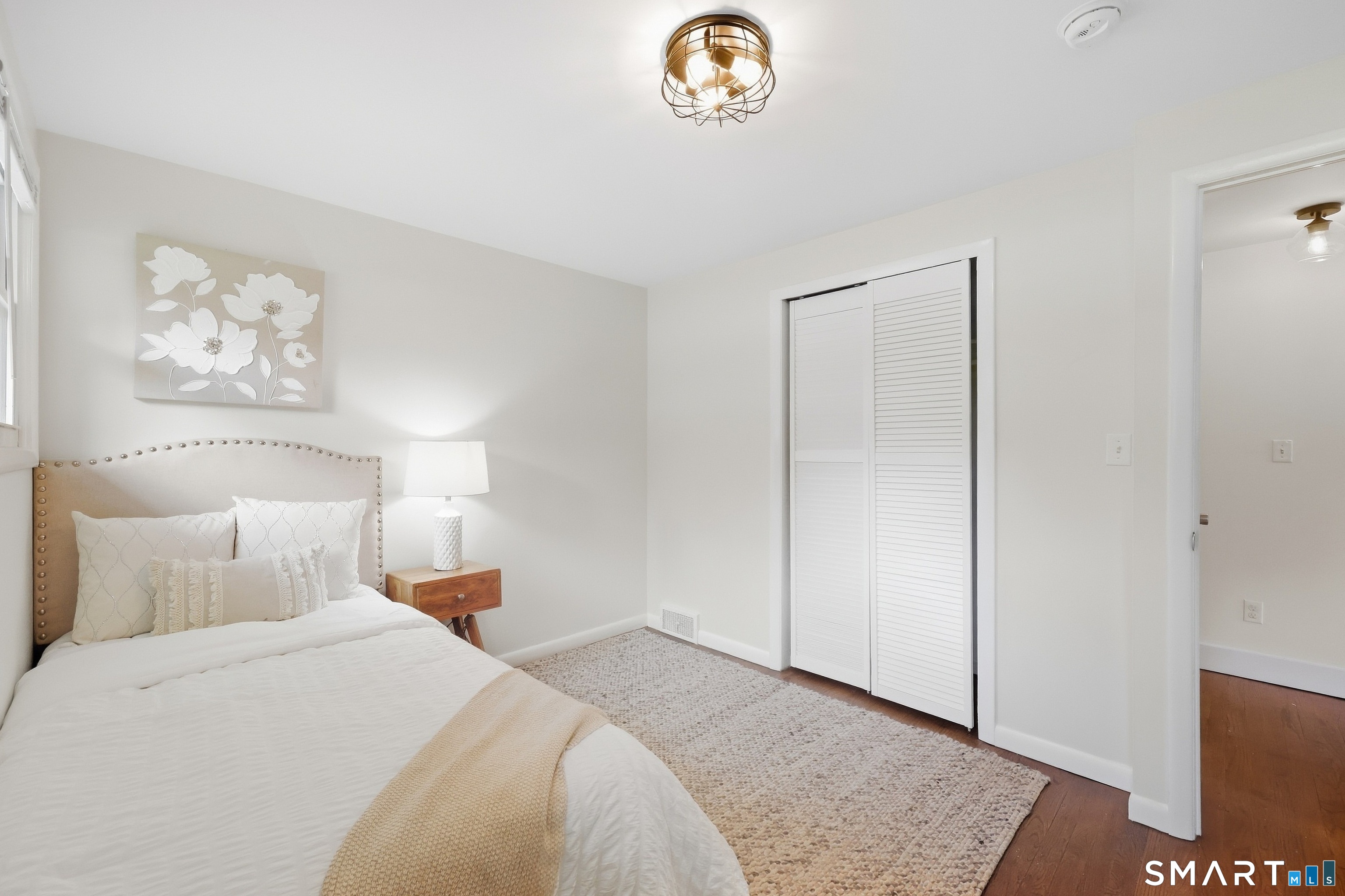 81 Elm Street Simsbury CT 06081