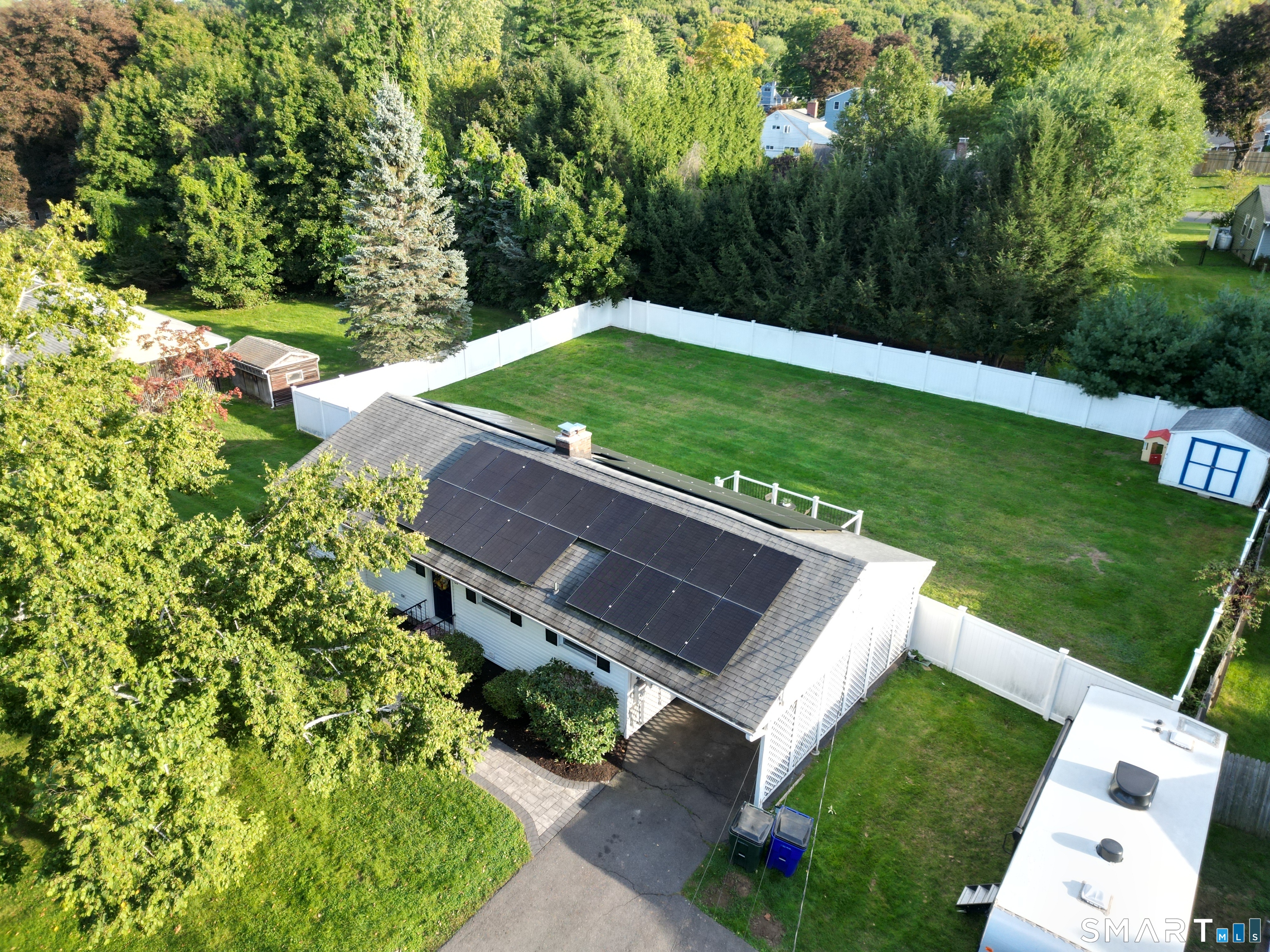 81 Elm Street Simsbury CT 06081