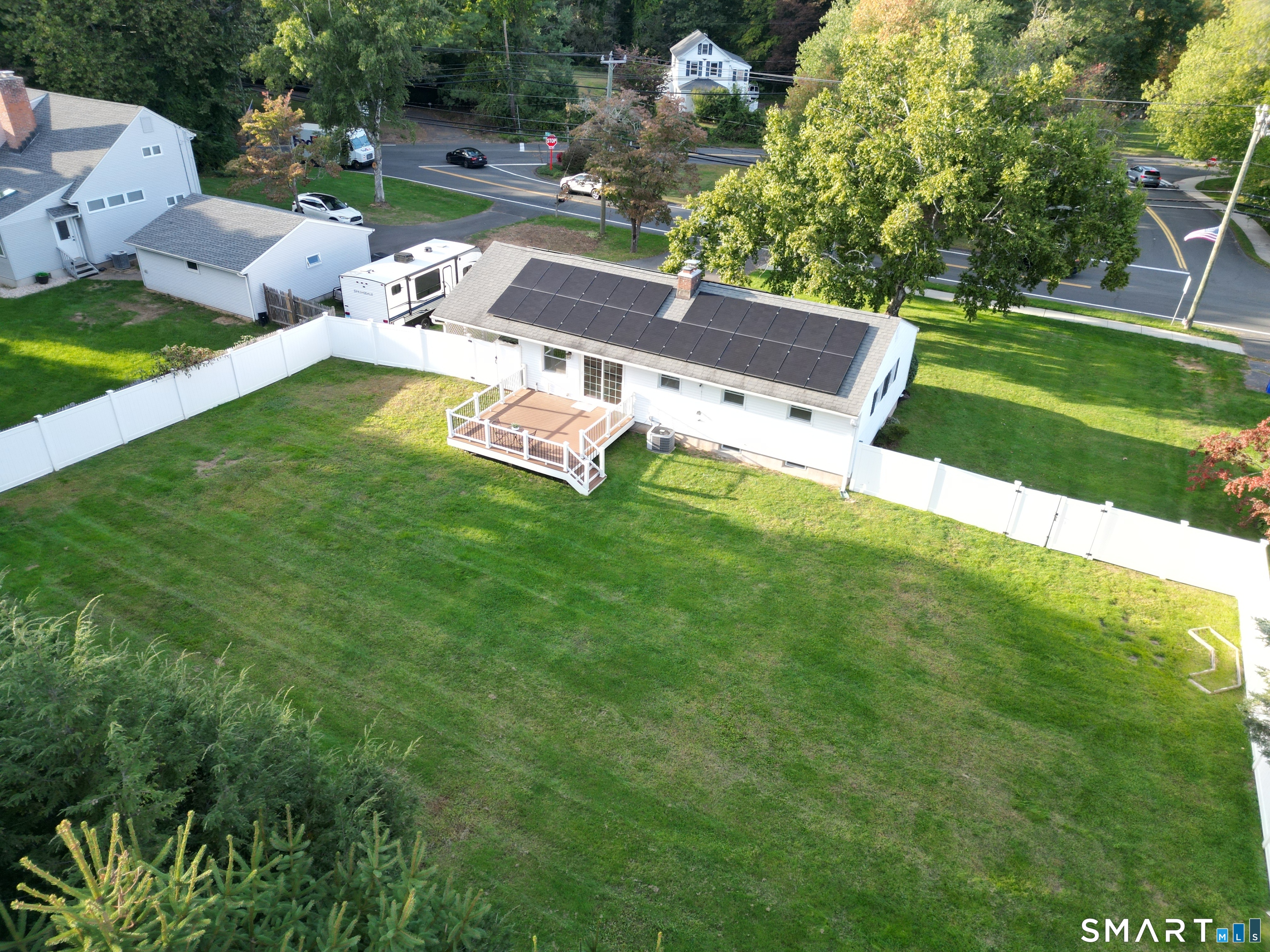 81 Elm Street Simsbury CT 06081