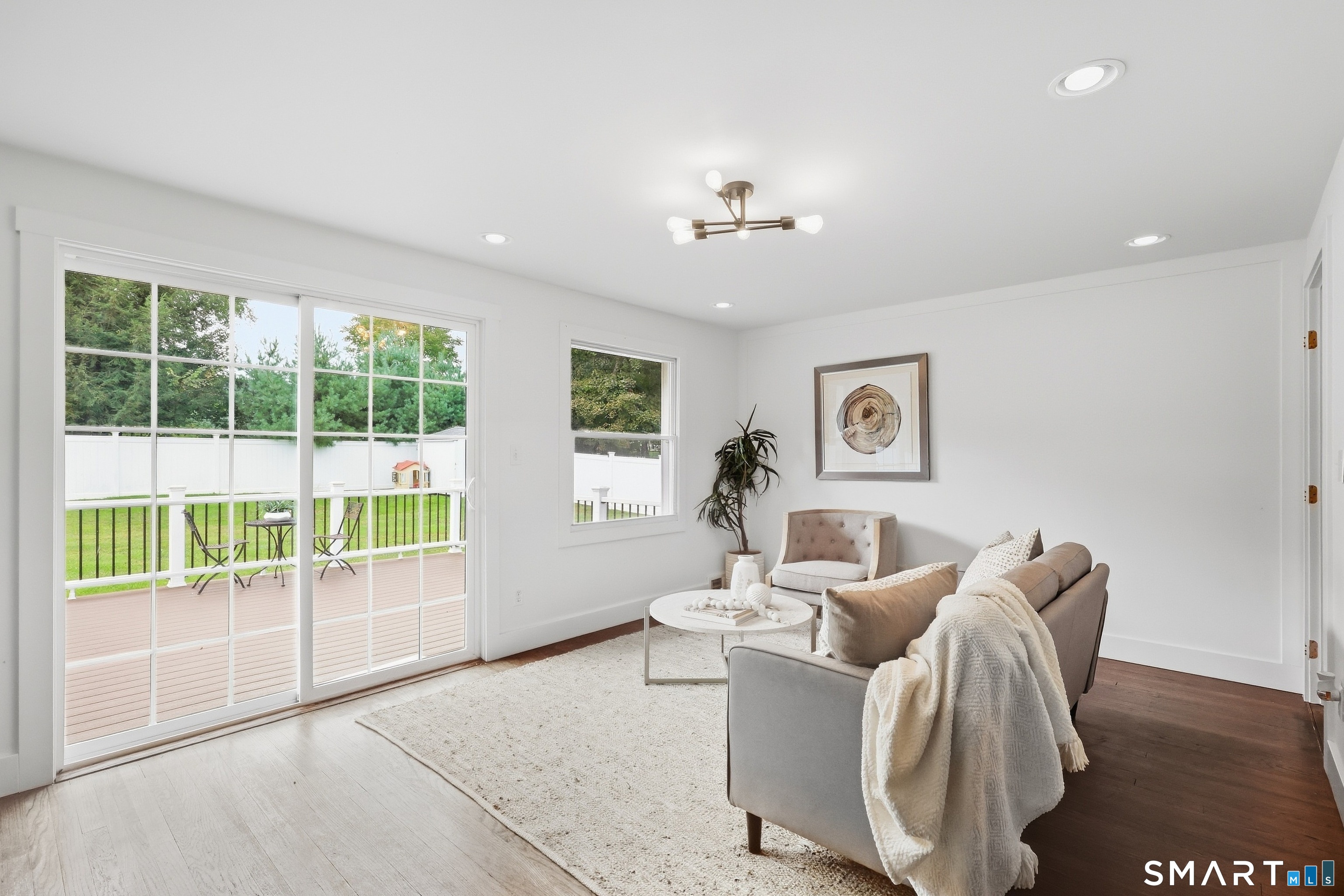 81 Elm Street Simsbury CT 06081