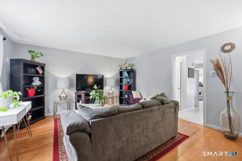 153 Maple Street Manchester CT 06040