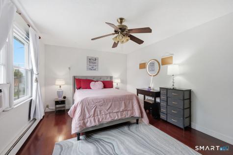 153 Maple Street Manchester CT 06040