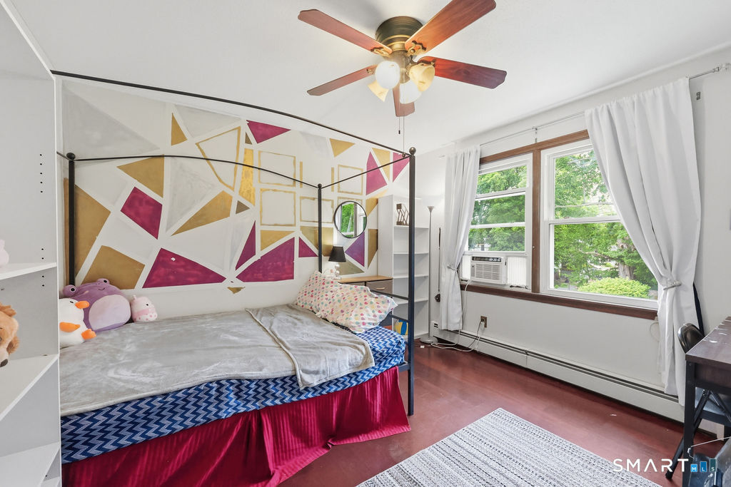 153 Maple Street Manchester CT 06040