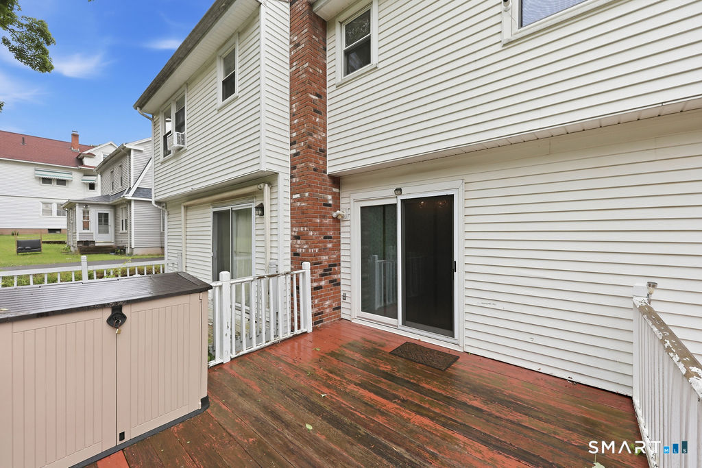 153 Maple Street Manchester CT 06040