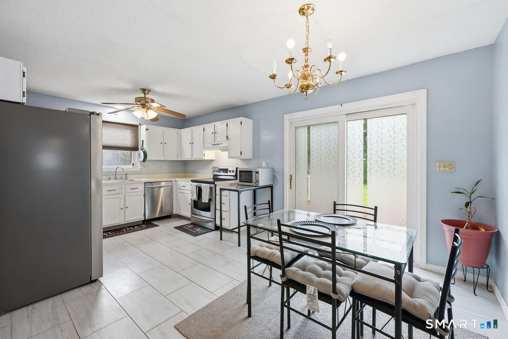 153 Maple Street Manchester CT 06040