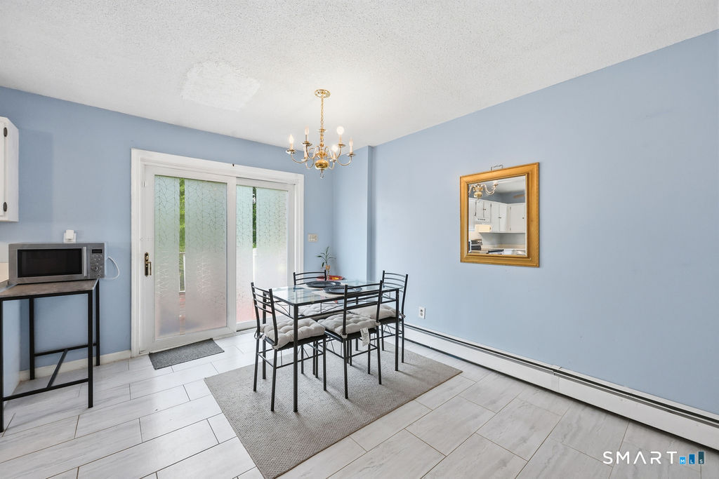 153 Maple Street Manchester CT 06040
