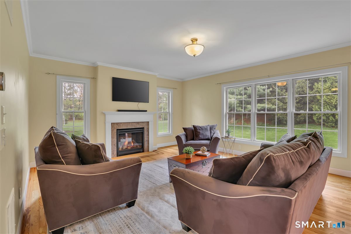 17 Birmingham Circle Farmington CT 06085
