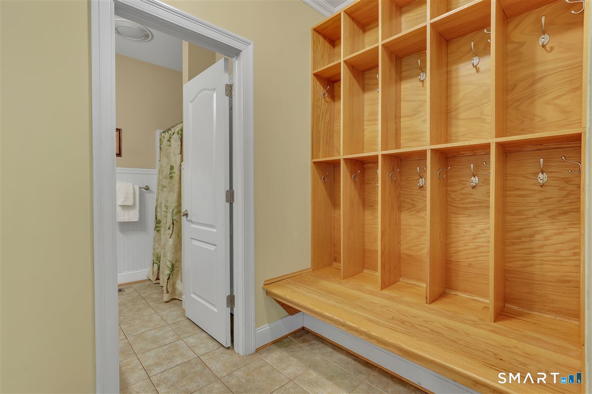 17 Birmingham Circle Farmington CT 06085