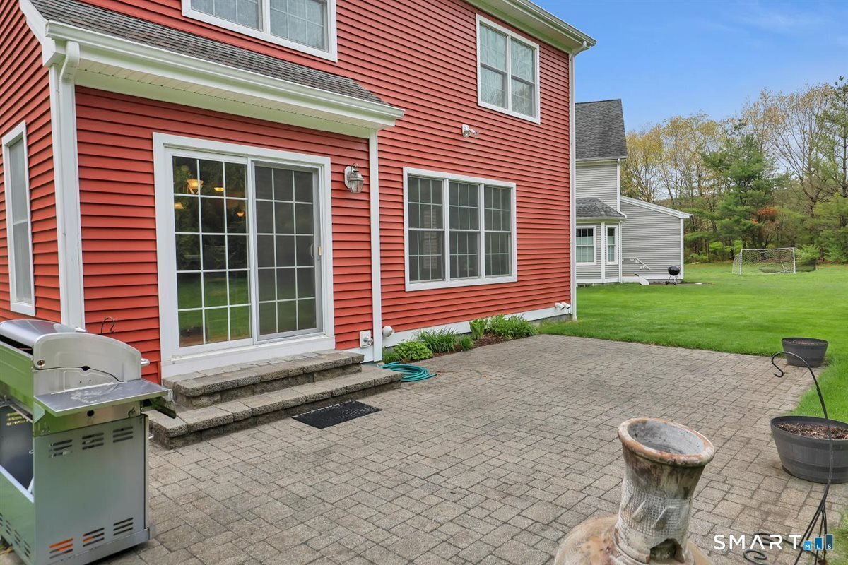 17 Birmingham Circle Farmington CT 06085