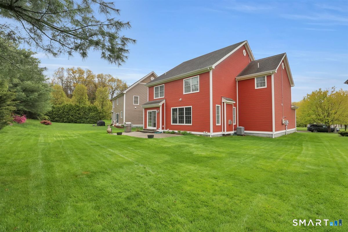 17 Birmingham Circle Farmington CT 06085