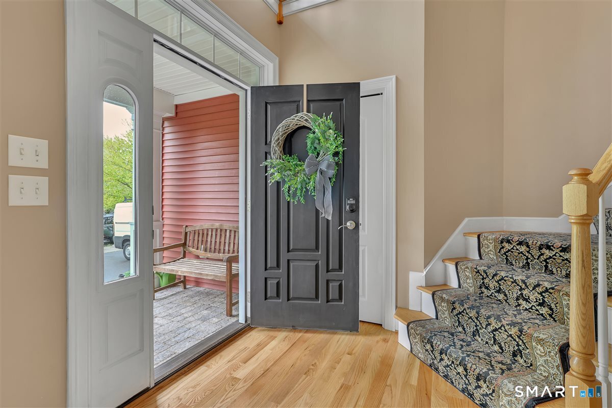 17 Birmingham Circle Farmington CT 06085