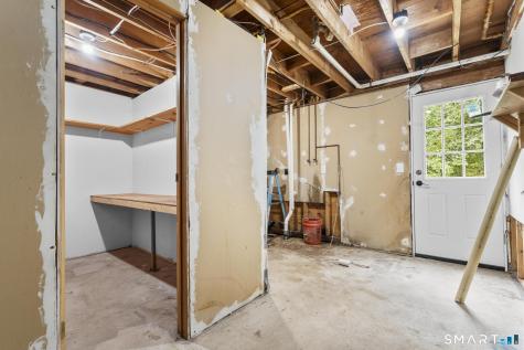 32 Woodhaven Drive Burlington CT 06013