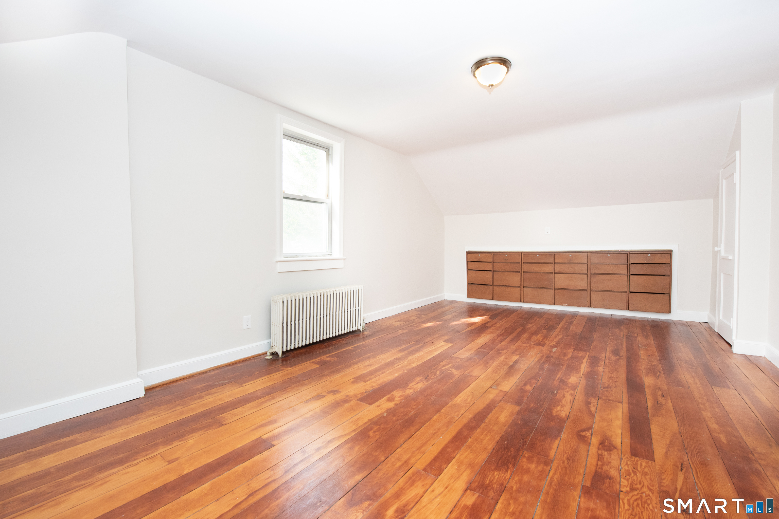 65 Arlington Street Bridgeport CT 06606