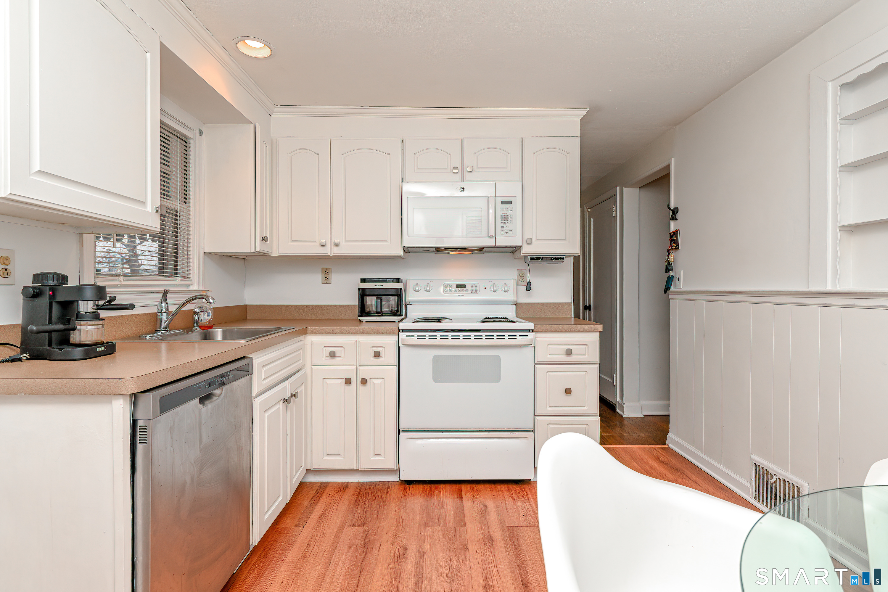 74 Hollywood Avenue Bridgeport CT 06606