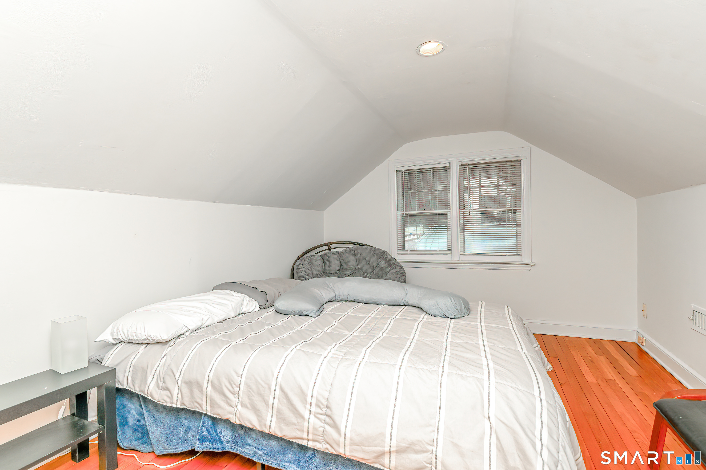 74 Hollywood Avenue Bridgeport CT 06606