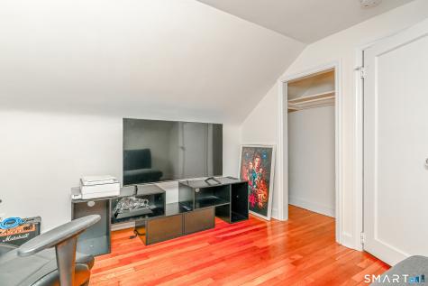 74 Hollywood Avenue Bridgeport CT 06606