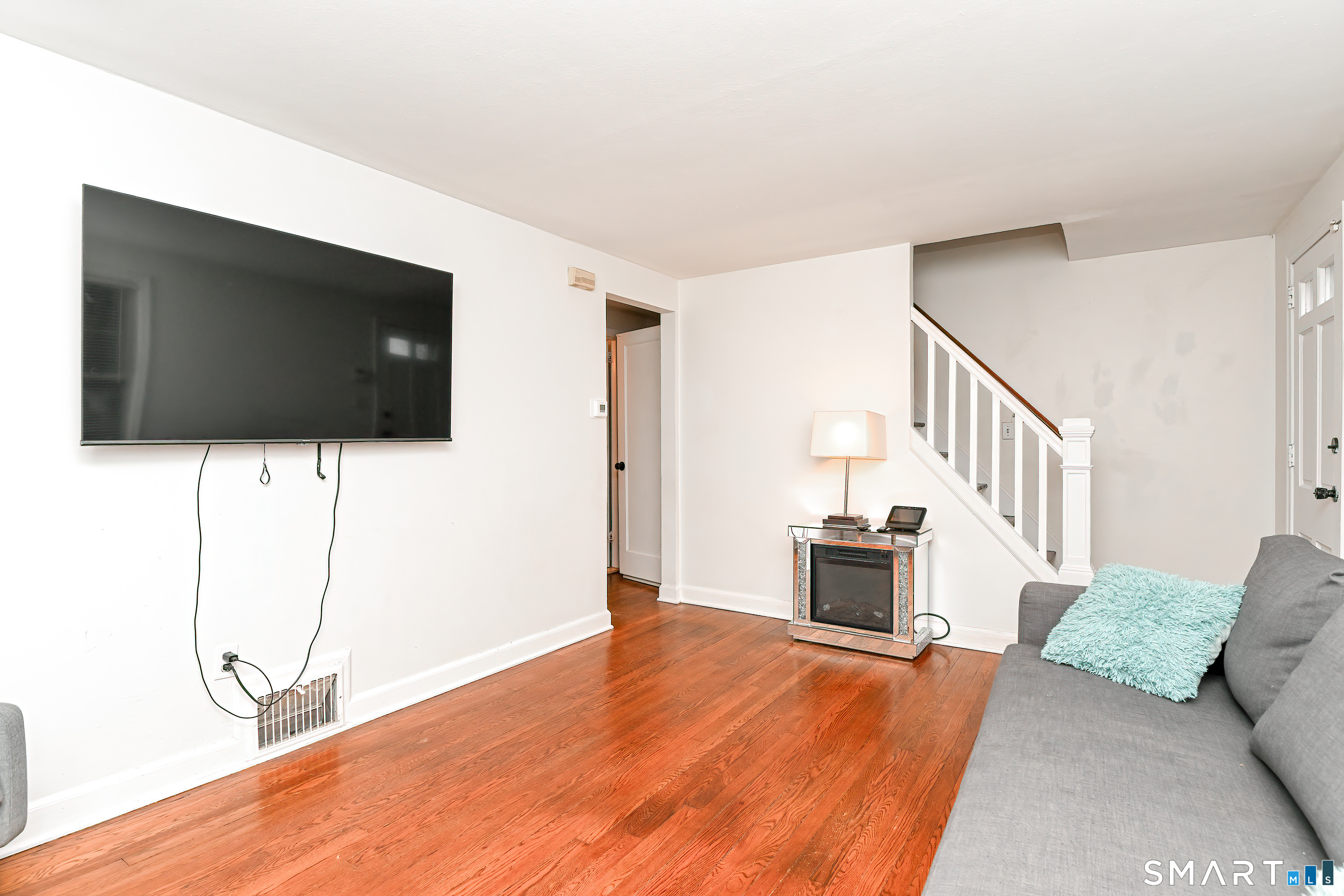 74 Hollywood Avenue Bridgeport CT 06606