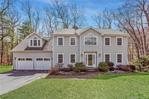 5 Manitook Mountain Road Avon CT 06001