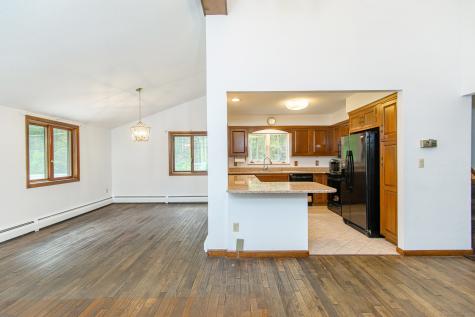 29 Crooked Trl Extension Woodstock CT 06281