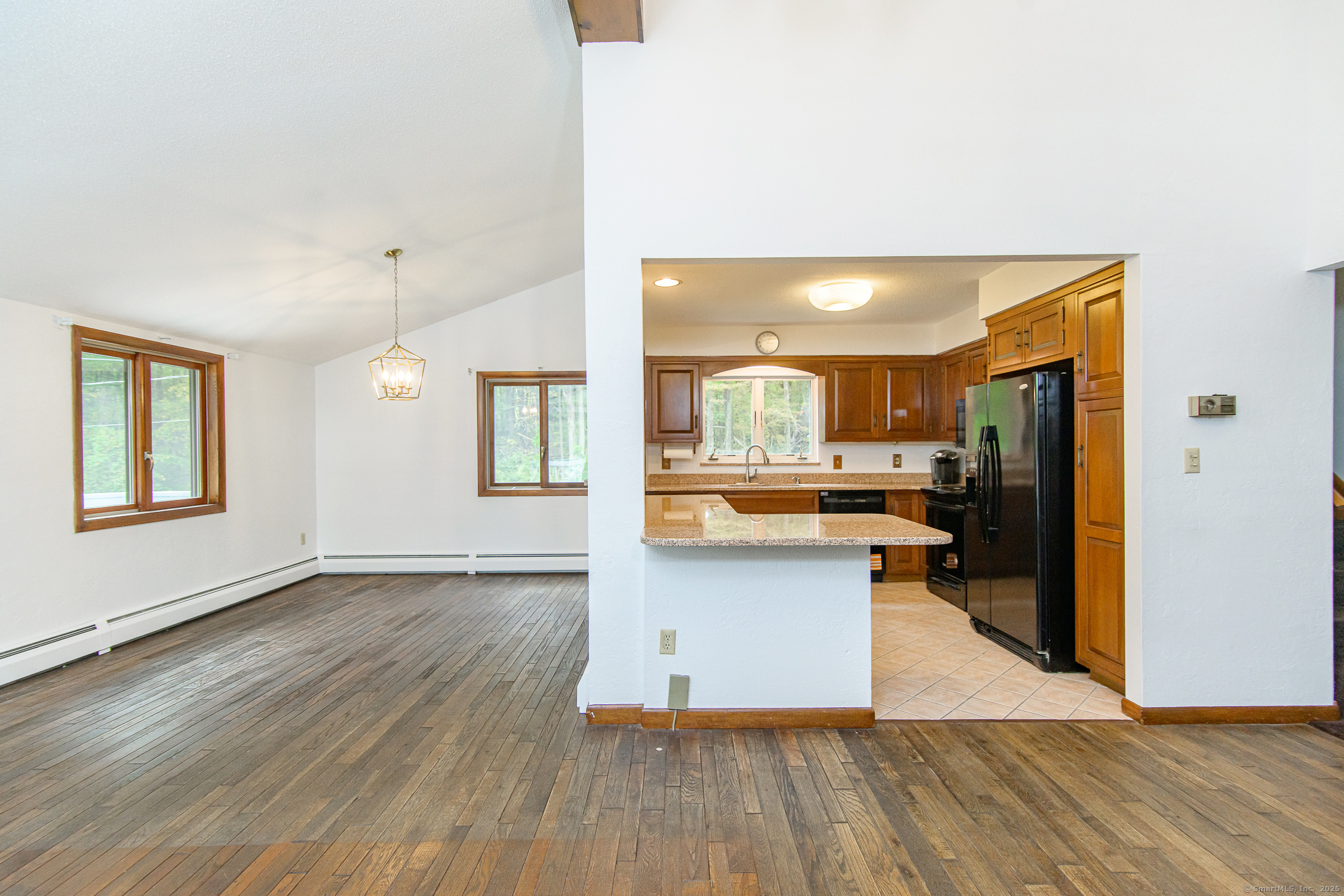 29 Crooked Trl Extension Woodstock CT 06281