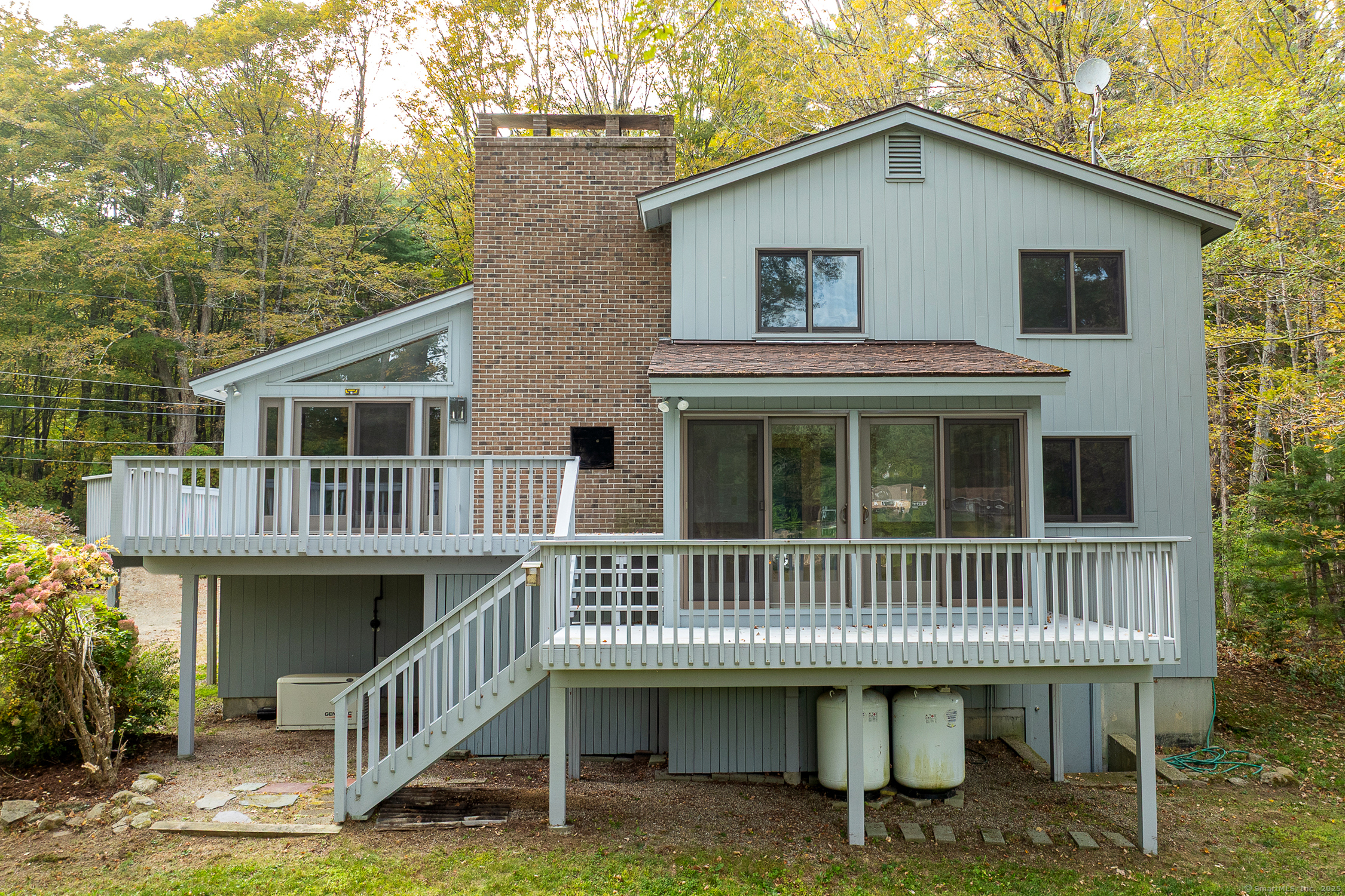 29 Crooked Trl Extension Woodstock CT 06281