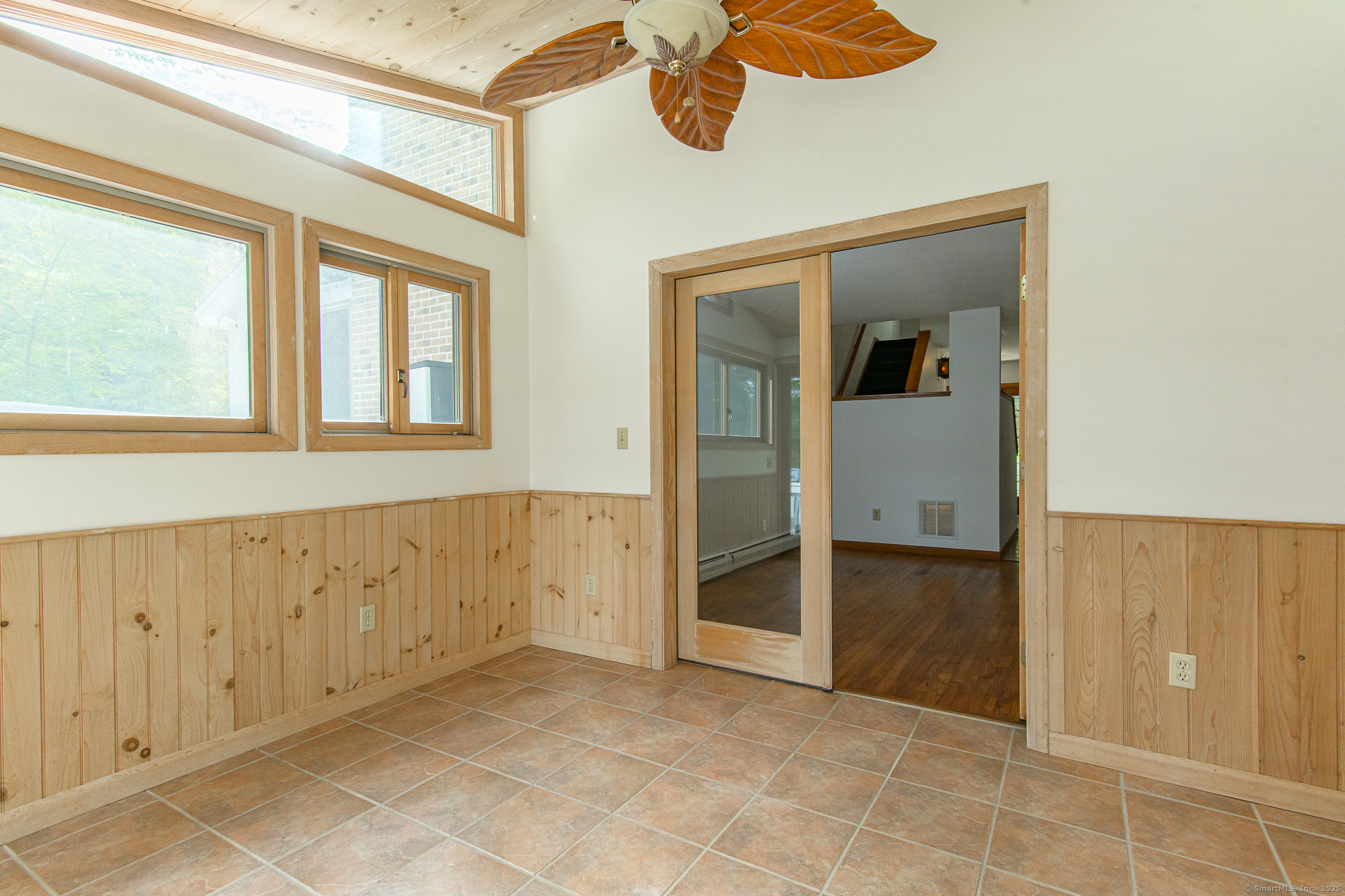 29 Crooked Trl Extension Woodstock CT 06281
