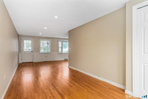 42 Sadler Street Windsor Locks CT 06096