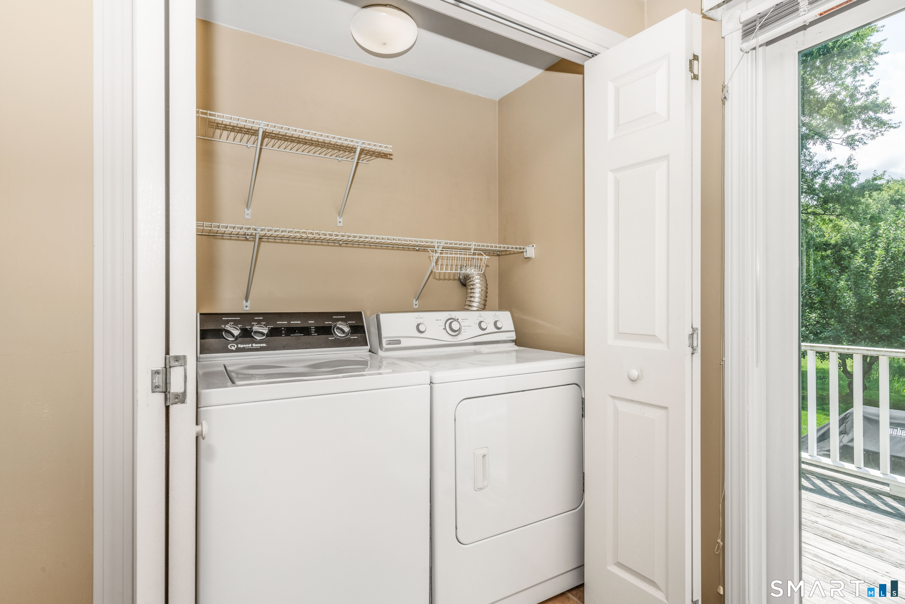 42 Sadler Street Windsor Locks CT 06096
