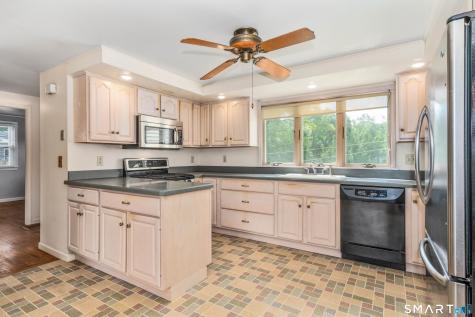 42 Sadler Street Windsor Locks CT 06096