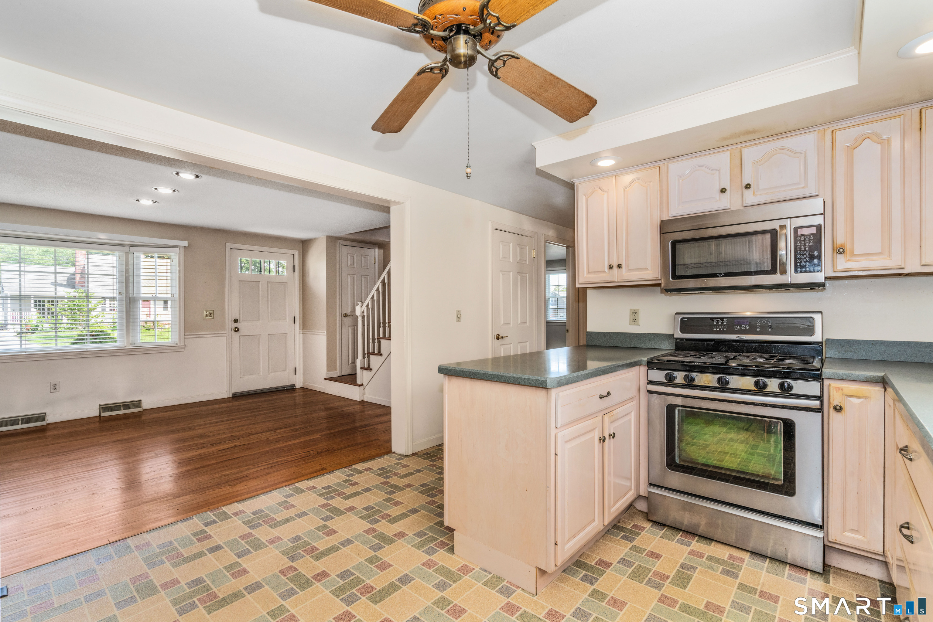 42 Sadler Street Windsor Locks CT 06096