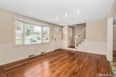 42 Sadler Street Windsor Locks CT 06096
