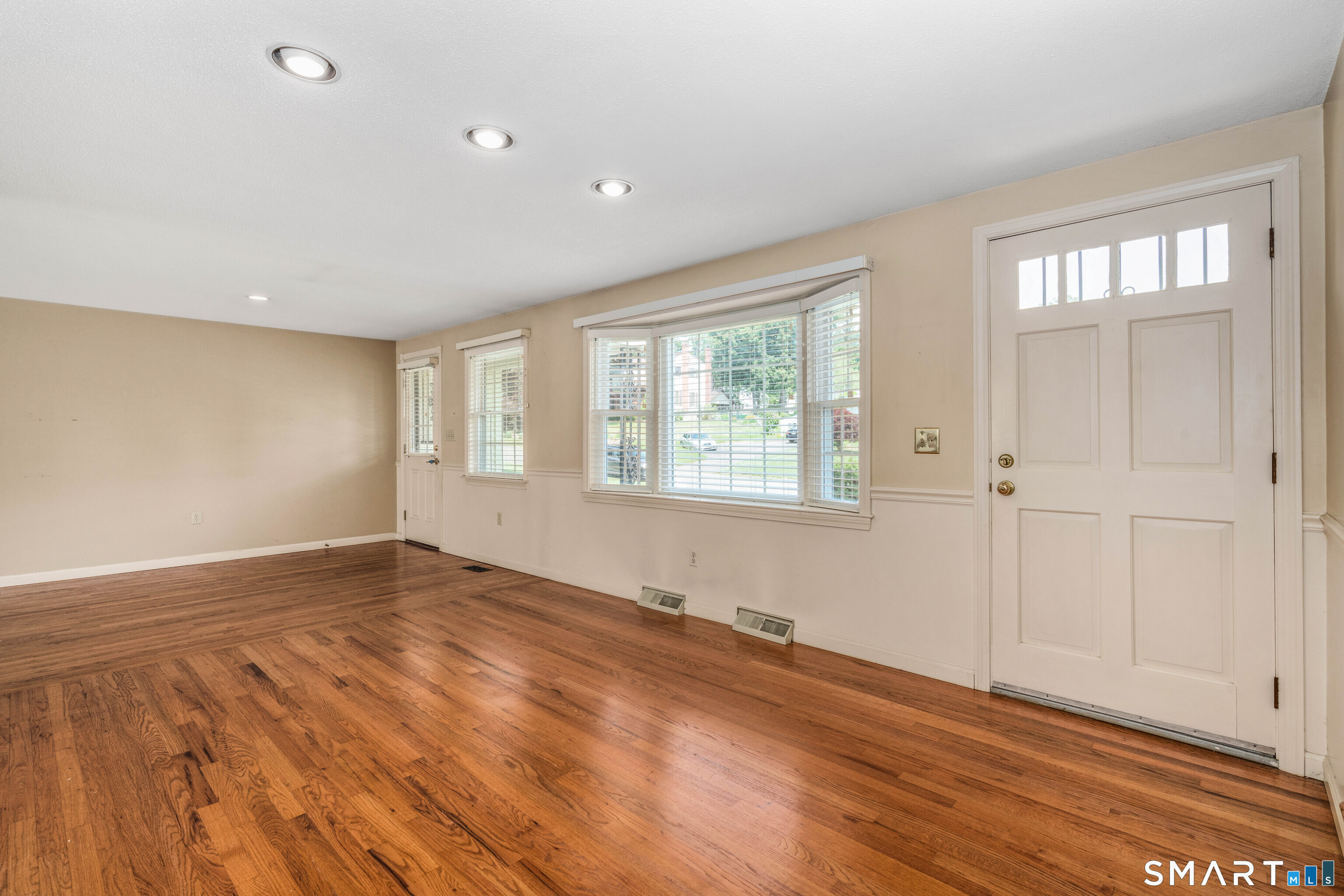 42 Sadler Street Windsor Locks CT 06096