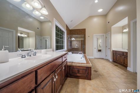 4 Collins View Road Canton CT 06019