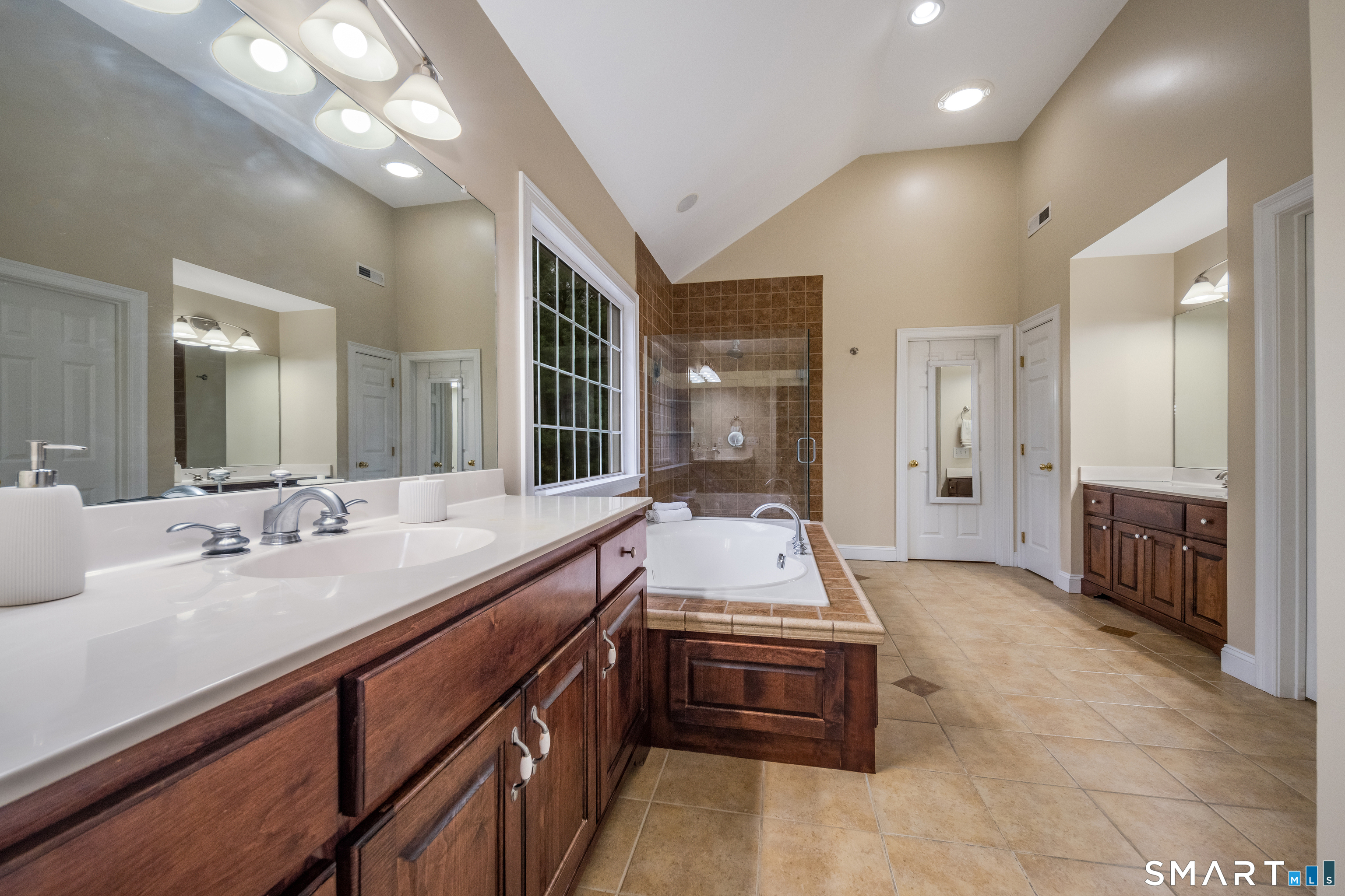 4 Collins View Road Canton CT 06019