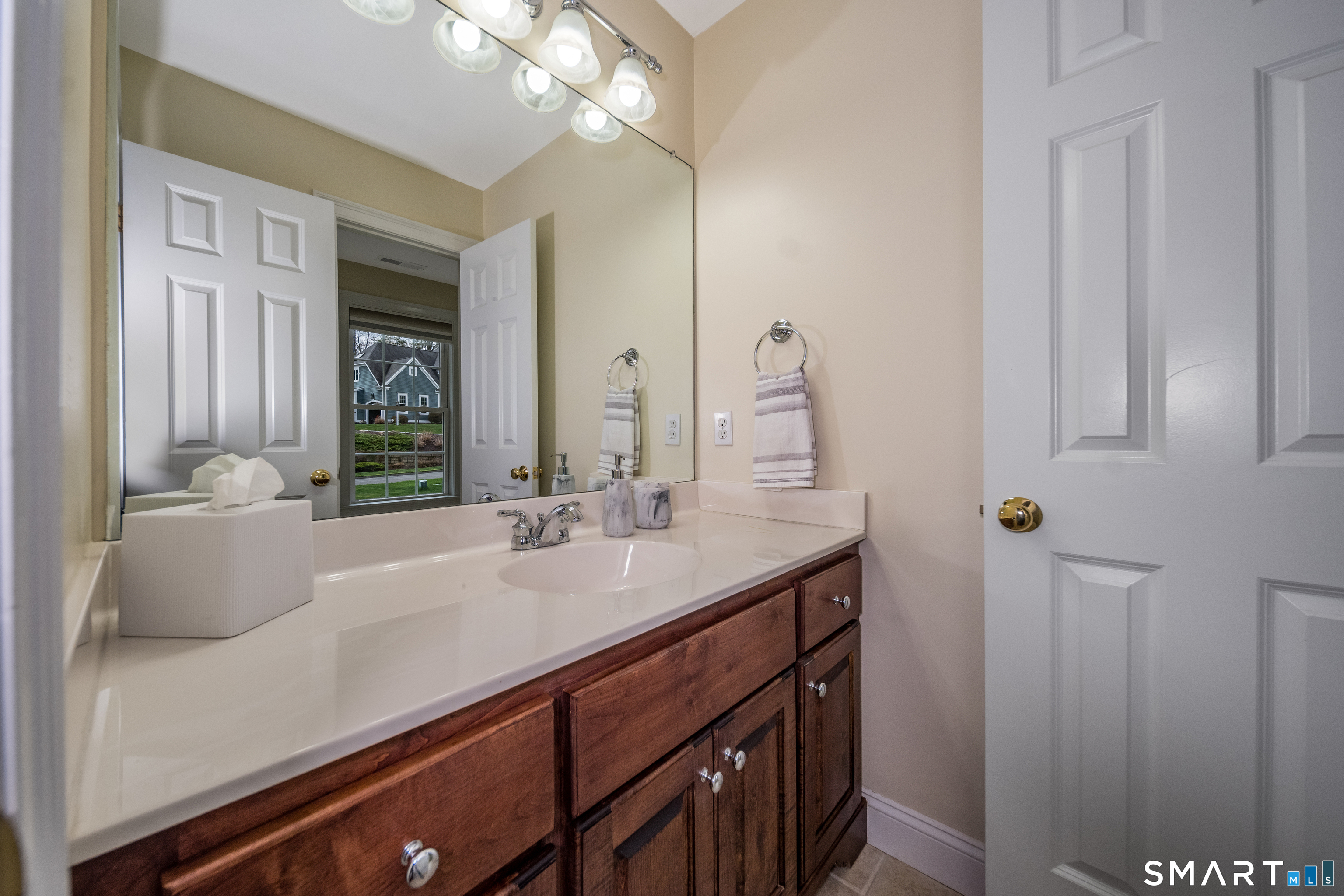 4 Collins View Road Canton CT 06019