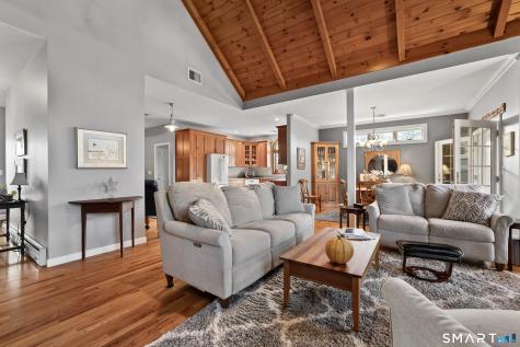 48 Blossom Drive Pomfret CT 06259