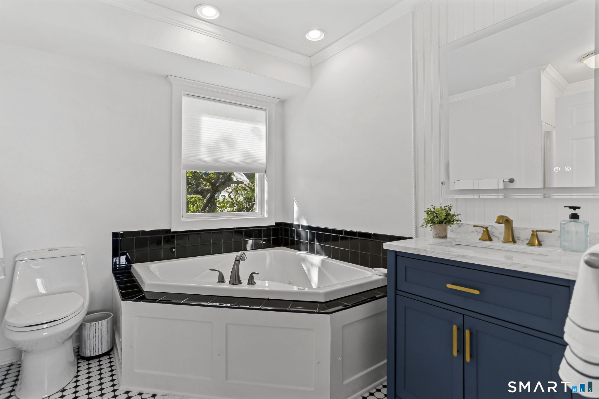 9 Stowe Avenue Milford CT 06460