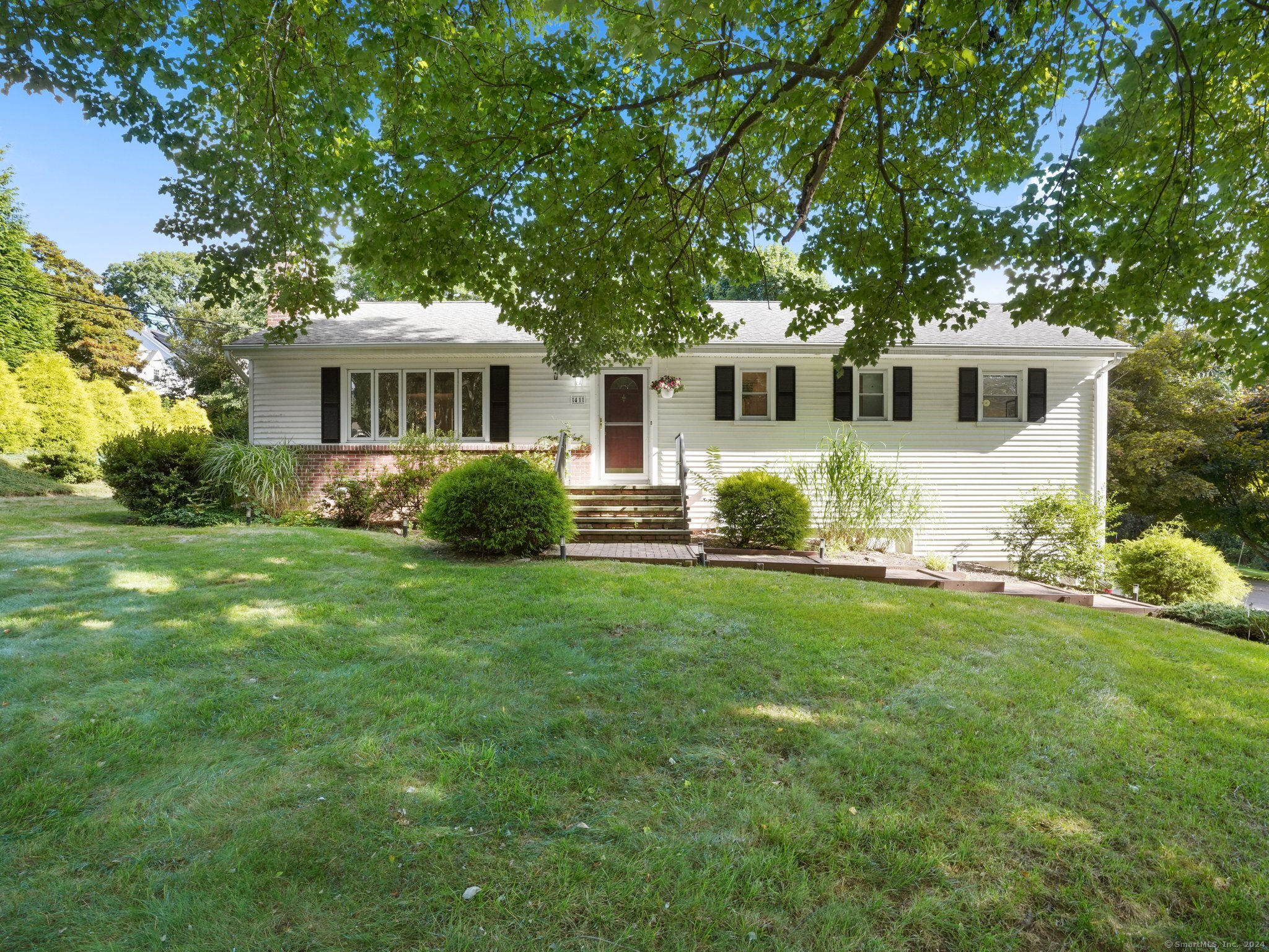 41 Bunnell Circle Fairfield CT 06825
