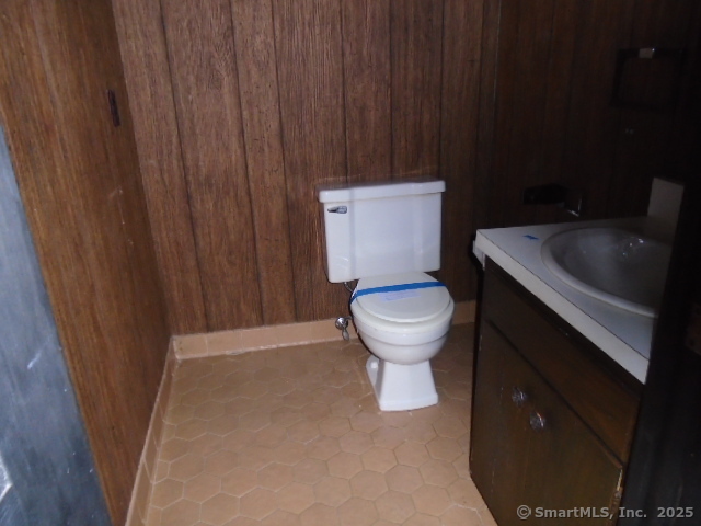 11 Timbercrest Drive Canton CT 06019