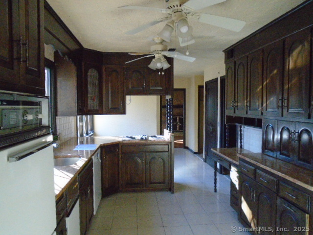 11 Timbercrest Drive Canton CT 06019