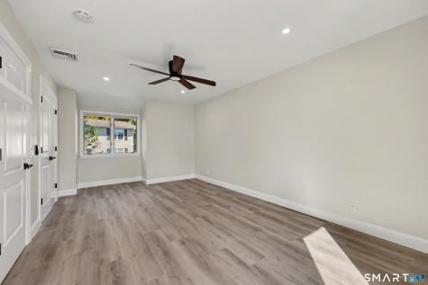 14 Coachlamp Lane Stamford CT 06902
