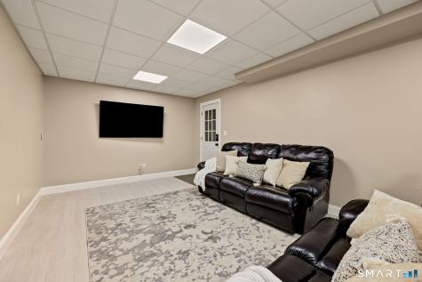 14 Coachlamp Lane Stamford CT 06902