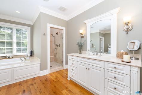 14 Scarborough Drive Avon CT 06001