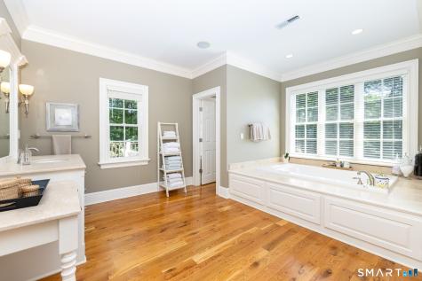 14 Scarborough Drive Avon CT 06001