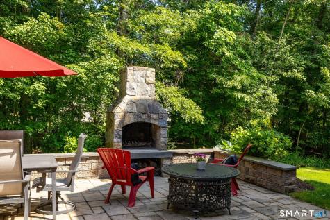 14 Scarborough Drive Avon CT 06001