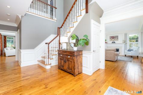 14 Scarborough Drive Avon CT 06001