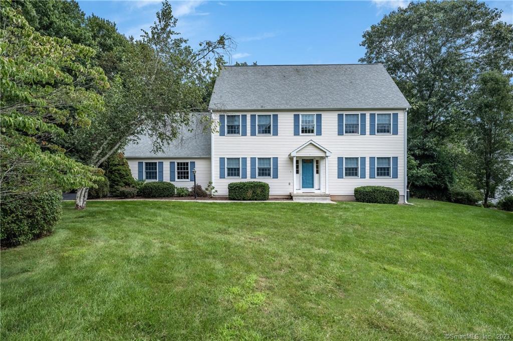 53 Broad Hill Circle Guilford CT 06437