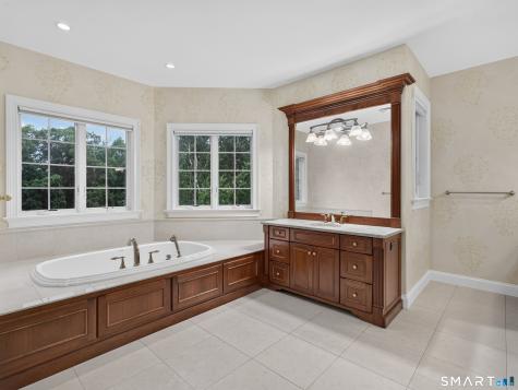 55 Hunters Ridge Rocky Hill CT 06067